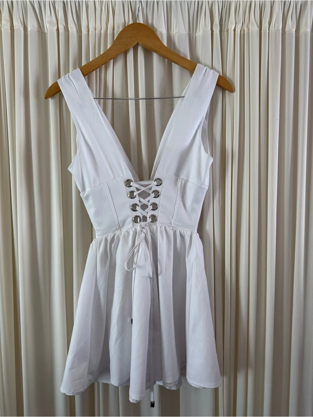 Naked Wardrobe Bustier Lace-Up Back Fit & Flare White Mini dress Sz S Graduation